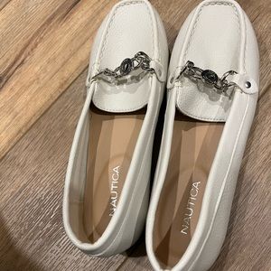Nautica white flat/loafers